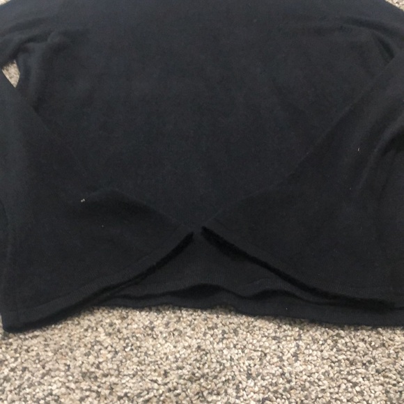 Iman bell sleeve black sweater with gold buttons xs sm runs big - Picture 6 of 8